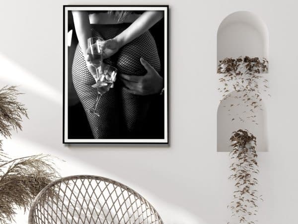 Wall Art 50cmx70cm Woman Drinking Wine In The Bar, Black Frame Canvas - Image 2