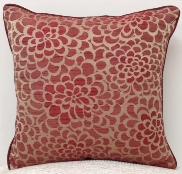 Pack of 4 Flower Marone Petal Design Square Cushion Covers Maroon - Image 2