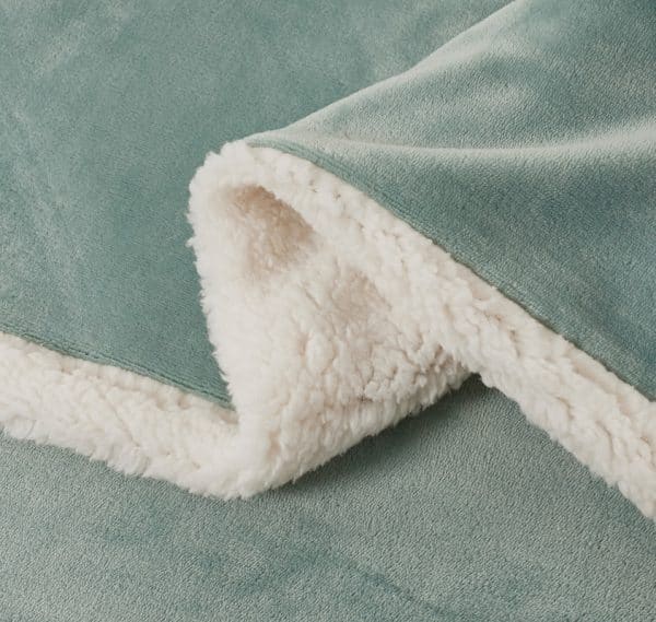 2 in 1 Teddy Sherpa Quilt Cover Set and Blanket double size sage green - Image 2